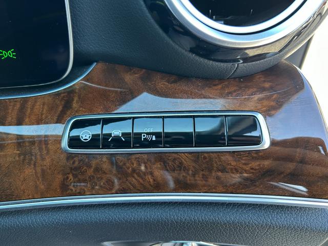 Ｅクラス Ｅ４００　４マチック　エクスクルーシブ　１年保証付き　４ＷＤ　ワンオーナー　禁煙車　シートヒーター　アラウンドビューモニター　パワートランク　レーダーセーフティパッケージ　ナビＴＶ　ＥＴＣ　Ｂｌｕｅｔｏｏｔｈ　フロント・サイド・バックカメラ（18枚目）