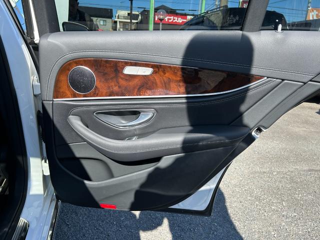 Ｅクラス Ｅ４００　４マチック　エクスクルーシブ　１年保証付き　４ＷＤ　ワンオーナー　禁煙車　シートヒーター　アラウンドビューモニター　パワートランク　レーダーセーフティパッケージ　ナビＴＶ　ＥＴＣ　Ｂｌｕｅｔｏｏｔｈ　フロント・サイド・バックカメラ（44枚目）