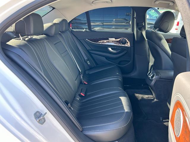 Ｅクラス Ｅ４００　４マチック　エクスクルーシブ　１年保証付き　４ＷＤ　ワンオーナー　禁煙車　シートヒーター　アラウンドビューモニター　パワートランク　レーダーセーフティパッケージ　ナビＴＶ　ＥＴＣ　Ｂｌｕｅｔｏｏｔｈ　フロント・サイド・バックカメラ（45枚目）