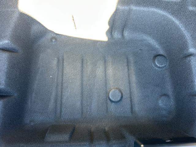 Ｅクラス Ｅ４００　４マチック　エクスクルーシブ　１年保証付き　４ＷＤ　ワンオーナー　禁煙車　シートヒーター　アラウンドビューモニター　パワートランク　レーダーセーフティパッケージ　ナビＴＶ　ＥＴＣ　Ｂｌｕｅｔｏｏｔｈ　フロント・サイド・バックカメラ（61枚目）