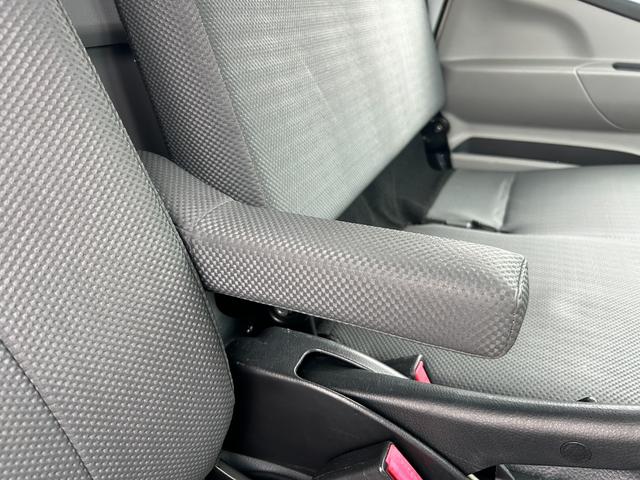 キャンター 全低床　１年保証付き　２ｔ　ＡＴ車　ディーゼルターボ　電動格納ミラー　荷台内寸長さ３１００ｍｍ　幅１６００ｍｍ　ナビ　ＴＶ　ＥＴＣ　坂道発進補助装置付　２トン　２トントラック　平ボディ　荷台鉄板張り　キーレス（31枚目）