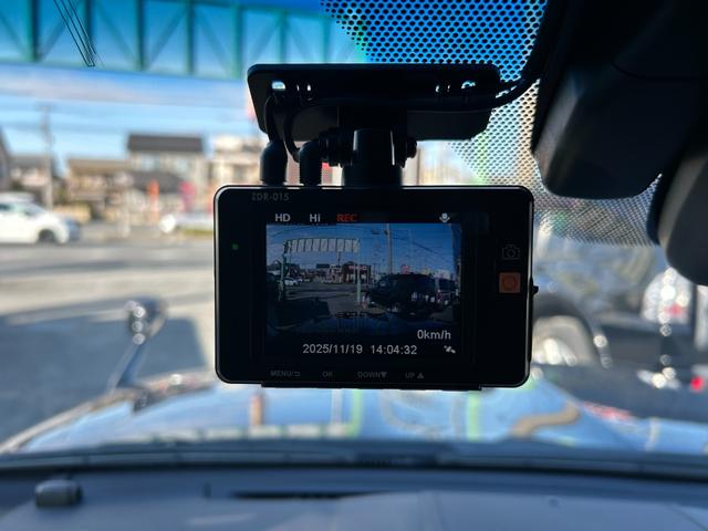 ランドクルーザー ＡＸ　Ｇセレクション　１年保証付き　禁煙車　サンルーフ　黒本革シート　４ＷＤ　前席シートヒーター　ステアリングヒーター　電動シート　Ｂｌｕｅｔｏｏｔｈ接続　ナビ　ＴＶ　ＥＴＣ　バックカメラ　ドライブレコーダー　ＡＣ１００Ｖ（28枚目）