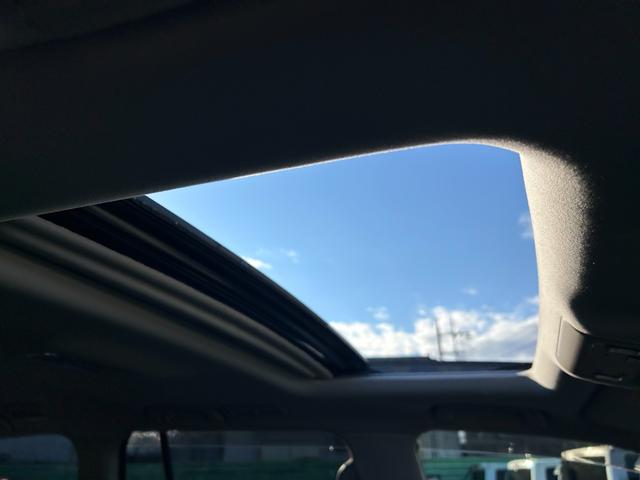 ランドクルーザー ＡＸ　Ｇセレクション　１年保証付き　禁煙車　サンルーフ　黒本革シート　４ＷＤ　前席シートヒーター　ステアリングヒーター　電動シート　Ｂｌｕｅｔｏｏｔｈ接続　ナビ　ＴＶ　ＥＴＣ　バックカメラ　ドライブレコーダー　ＡＣ１００Ｖ（30枚目）