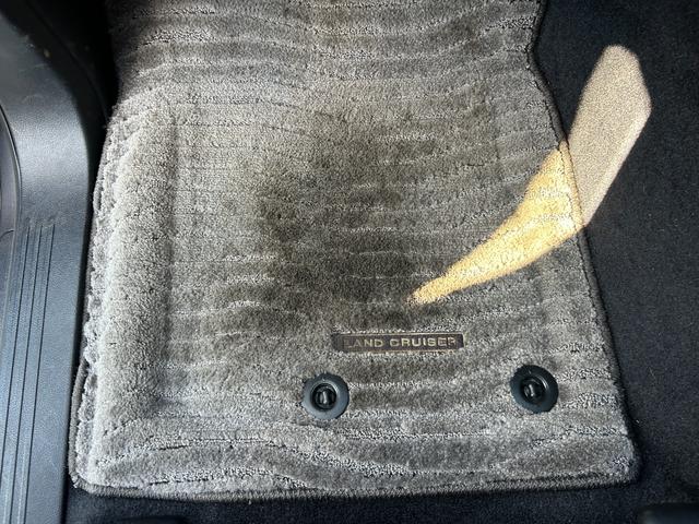 ランドクルーザー ＡＸ　Ｇセレクション　１年保証付き　禁煙車　サンルーフ　黒本革シート　４ＷＤ　前席シートヒーター　ステアリングヒーター　電動シート　Ｂｌｕｅｔｏｏｔｈ接続　ナビ　ＴＶ　ＥＴＣ　バックカメラ　ドライブレコーダー　ＡＣ１００Ｖ（38枚目）