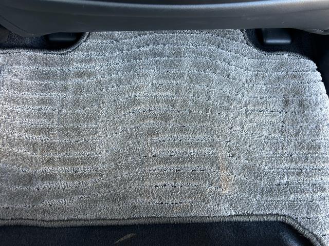 ランドクルーザー ＡＸ　Ｇセレクション　１年保証付き　禁煙車　サンルーフ　黒本革シート　４ＷＤ　前席シートヒーター　ステアリングヒーター　電動シート　Ｂｌｕｅｔｏｏｔｈ接続　ナビ　ＴＶ　ＥＴＣ　バックカメラ　ドライブレコーダー　ＡＣ１００Ｖ（47枚目）