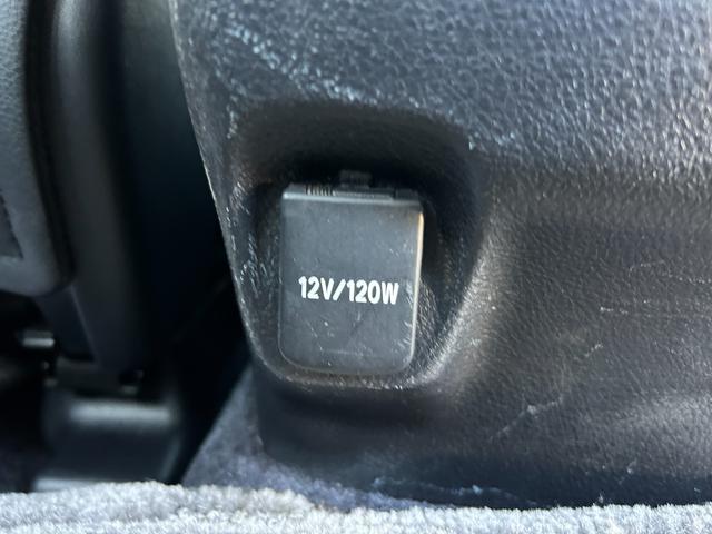 ランドクルーザー ＡＸ　Ｇセレクション　１年保証付き　禁煙車　サンルーフ　黒本革シート　４ＷＤ　前席シートヒーター　ステアリングヒーター　電動シート　Ｂｌｕｅｔｏｏｔｈ接続　ナビ　ＴＶ　ＥＴＣ　バックカメラ　ドライブレコーダー　ＡＣ１００Ｖ（50枚目）