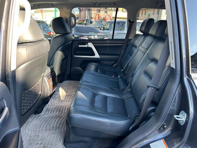 ランドクルーザー ＡＸ　Ｇセレクション　１年保証付き　禁煙車　サンルーフ　黒本革シート　４ＷＤ　前席シートヒーター　ステアリングヒーター　電動シート　Ｂｌｕｅｔｏｏｔｈ接続　ナビ　ＴＶ　ＥＴＣ　バックカメラ　ドライブレコーダー　ＡＣ１００Ｖ（52枚目）