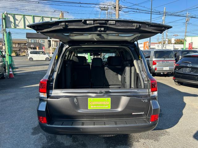 ランドクルーザー ＡＸ　Ｇセレクション　１年保証付き　禁煙車　サンルーフ　黒本革シート　４ＷＤ　前席シートヒーター　ステアリングヒーター　電動シート　Ｂｌｕｅｔｏｏｔｈ接続　ナビ　ＴＶ　ＥＴＣ　バックカメラ　ドライブレコーダー　ＡＣ１００Ｖ（56枚目）