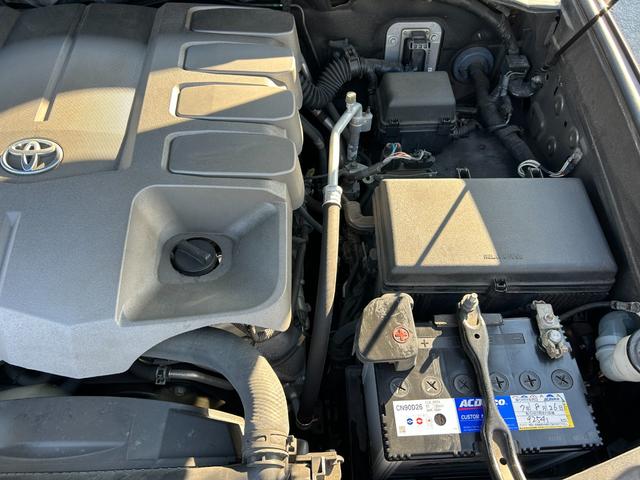 ランドクルーザー ＡＸ　Ｇセレクション　１年保証付き　禁煙車　サンルーフ　黒本革シート　４ＷＤ　前席シートヒーター　ステアリングヒーター　電動シート　Ｂｌｕｅｔｏｏｔｈ接続　ナビ　ＴＶ　ＥＴＣ　バックカメラ　ドライブレコーダー　ＡＣ１００Ｖ（64枚目）