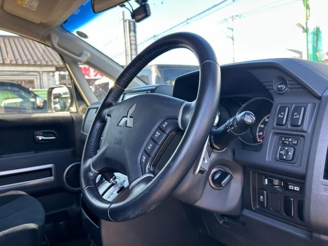 デリカＤ：５ Ｄ　パワーパッケージ　１年保証付き　ワンオーナー　禁煙車　４ＷＤ　アルパインフリップダウンモニター　ＡＣ１００Ｖ　シートヒーター　ナビＴＶ　ＥＴＣ　バックカメラ　Ｂｌｕｅｔｏｏｔｈ　ドライブレコーダー　両側電動スライドドア（16枚目）