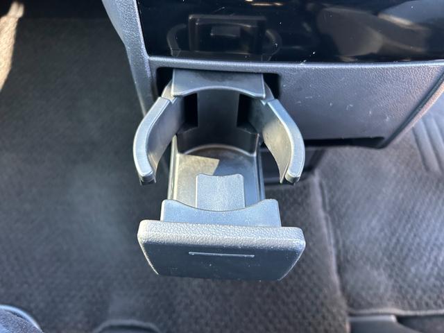 デリカＤ：５ Ｄ　パワーパッケージ　１年保証付き　ワンオーナー　禁煙車　４ＷＤ　アルパインフリップダウンモニター　ＡＣ１００Ｖ　シートヒーター　ナビＴＶ　ＥＴＣ　バックカメラ　Ｂｌｕｅｔｏｏｔｈ　ドライブレコーダー　両側電動スライドドア（24枚目）