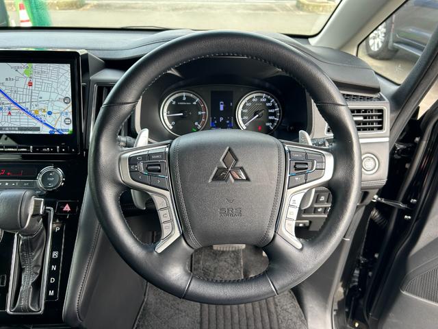 デリカD:5 G パワーパッケージ 1年保証付き 禁煙車 後席モニター アラウンドビューモニター シートヒーター AC100V 両側電動スライドドア ナビTV ETC バックカメラ 前後ドライブレコーダー Bluetooth接続 8人乗(14枚目)