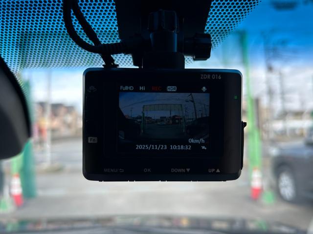 デリカD:5 G パワーパッケージ 1年保証付き 禁煙車 後席モニター アラウンドビューモニター シートヒーター AC100V 両側電動スライドドア ナビTV ETC バックカメラ 前後ドライブレコーダー Bluetooth接続 8人乗(19枚目)