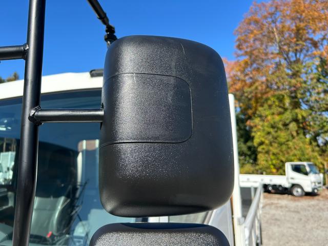 フォワード 　１年保証付き　４ｔ　ワイドロング　全低床　ＭＴ車　ワンオーナー　荷台内寸　長さ４２４０ｍｍ　幅２１５０ｍｍ　荷台鉄板張り　電動格納ミラー（51枚目）