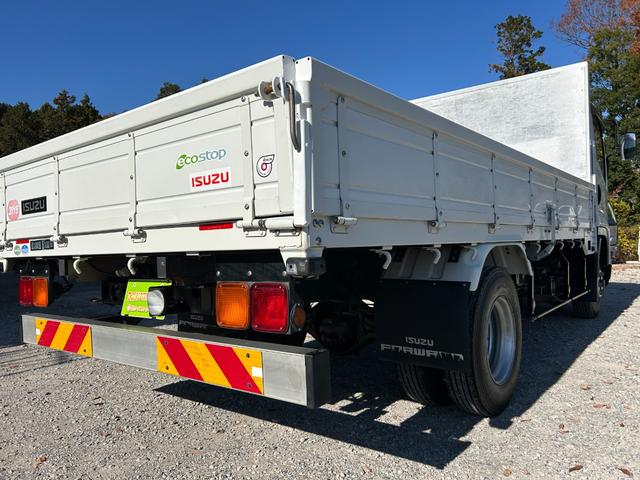 フォワード 　１年保証付き　４ｔ　ワイドロング　全低床　ＭＴ車　ワンオーナー　荷台内寸　長さ４２４０ｍｍ　幅２１５０ｍｍ　荷台鉄板張り　電動格納ミラー（67枚目）