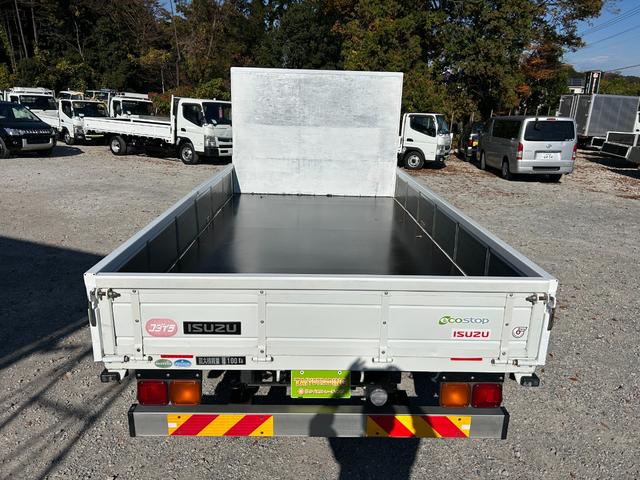 フォワード 　１年保証付き　４ｔ　ワイドロング　全低床　ＭＴ車　ワンオーナー　荷台内寸　長さ４２４０ｍｍ　幅２１５０ｍｍ　荷台鉄板張り　電動格納ミラー（79枚目）