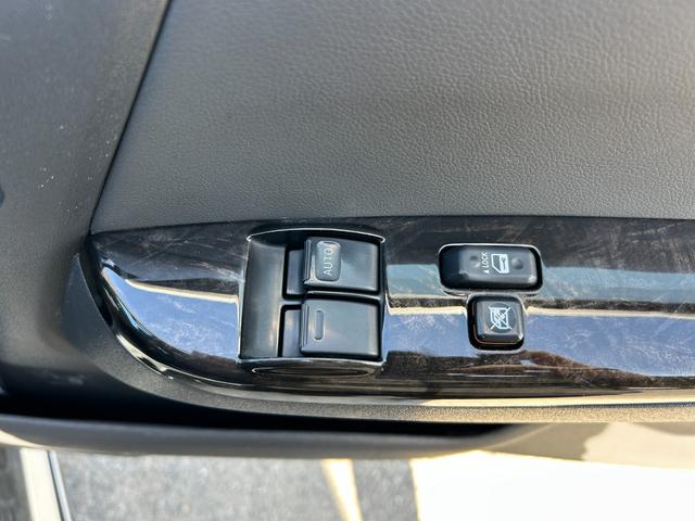 ハイエースバン スーパーGL ダークプライムII 1年保証付き 禁煙車 ディーゼルターボ トヨタセーフティセンス パノラミックビューモニター AC100V ナビTV ETC バックカメラ Bluetooth接続 Wエアコン LEDヘッドライト エアロ(10枚目)