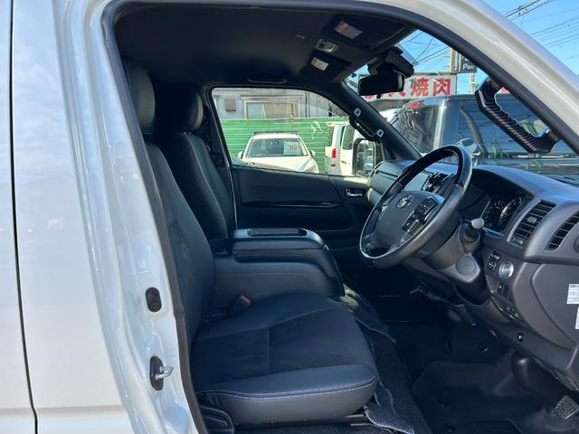 ハイエースバン スーパーGL ダークプライムII 1年保証付き 禁煙車 ディーゼルターボ トヨタセーフティセンス パノラミックビューモニター AC100V ナビTV ETC バックカメラ Bluetooth接続 Wエアコン LEDヘッドライト エアロ(12枚目)