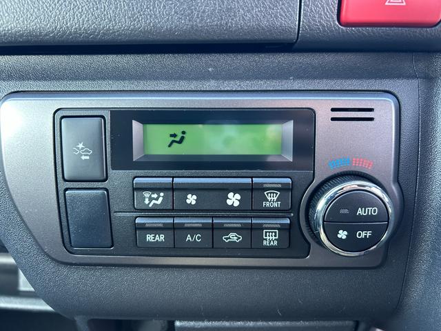 ハイエースバン スーパーGL ダークプライムII 1年保証付き 禁煙車 ディーゼルターボ トヨタセーフティセンス パノラミックビューモニター AC100V ナビTV ETC バックカメラ Bluetooth接続 Wエアコン LEDヘッドライト エアロ(27枚目)