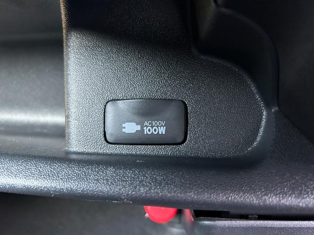 ハイエースバン スーパーGL ダークプライムII 1年保証付き 禁煙車 ディーゼルターボ トヨタセーフティセンス パノラミックビューモニター AC100V ナビTV ETC バックカメラ Bluetooth接続 Wエアコン LEDヘッドライト エアロ(31枚目)