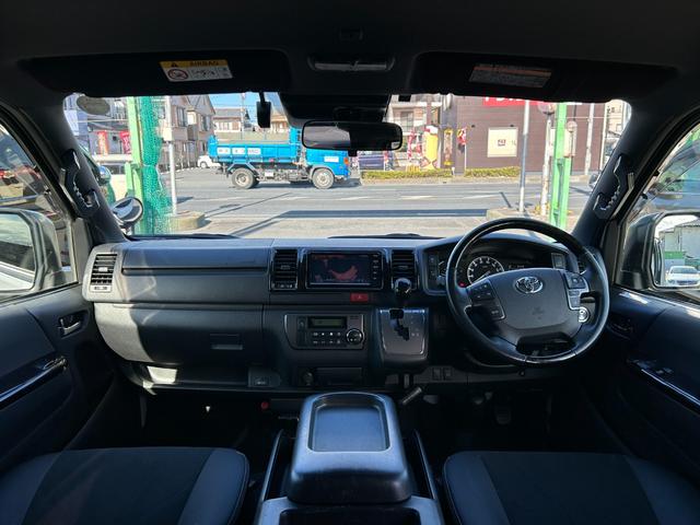 ハイエースバン スーパーGL ダークプライムII 1年保証付き 禁煙車 ディーゼルターボ トヨタセーフティセンス パノラミックビューモニター AC100V ナビTV ETC バックカメラ Bluetooth接続 Wエアコン LEDヘッドライト エアロ(44枚目)