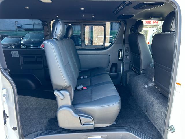 ハイエースバン スーパーGL ダークプライムII 1年保証付き 禁煙車 ディーゼルターボ トヨタセーフティセンス パノラミックビューモニター AC100V ナビTV ETC バックカメラ Bluetooth接続 Wエアコン LEDヘッドライト エアロ(48枚目)