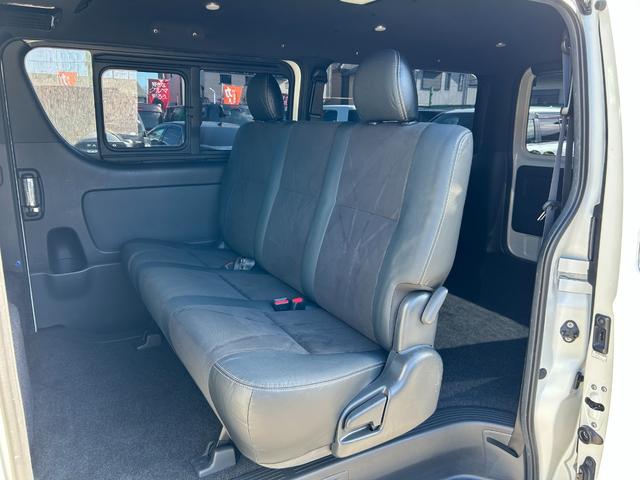 ハイエースバン スーパーGL ダークプライムII 1年保証付き 禁煙車 ディーゼルターボ トヨタセーフティセンス パノラミックビューモニター AC100V ナビTV ETC バックカメラ Bluetooth接続 Wエアコン LEDヘッドライト エアロ(53枚目)