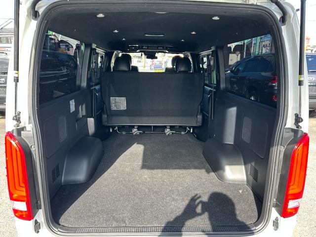 ハイエースバン スーパーGL ダークプライムII 1年保証付き 禁煙車 ディーゼルターボ トヨタセーフティセンス パノラミックビューモニター AC100V ナビTV ETC バックカメラ Bluetooth接続 Wエアコン LEDヘッドライト エアロ(59枚目)