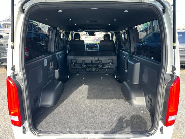ハイエースバン スーパーGL ダークプライムII 1年保証付き 禁煙車 ディーゼルターボ トヨタセーフティセンス パノラミックビューモニター AC100V ナビTV ETC バックカメラ Bluetooth接続 Wエアコン LEDヘッドライト エアロ(60枚目)