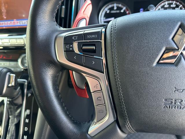 デリカD:5 P 1年保証付き 4WD ワンオーナー アラウンドビューモニター シートヒーター 電動シート 電動リアゲート サイドステップ 寒冷地仕様 両側電動スライド 電動ステップ ハンドルヒーター USB HDMI(20枚目)