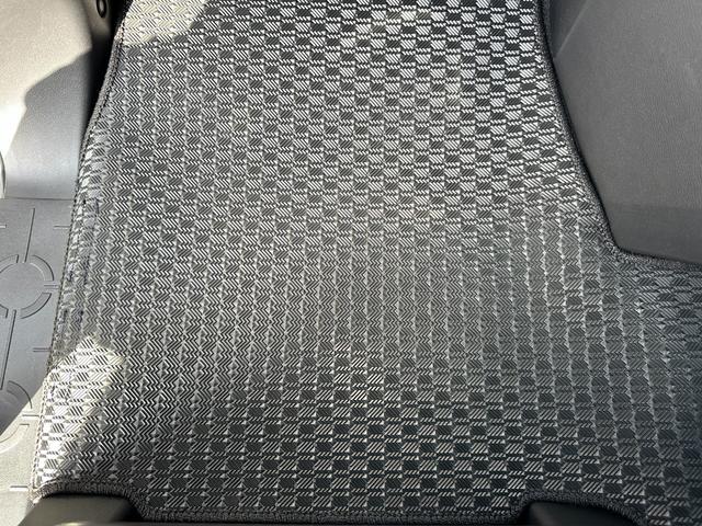 デリカD:5 P 1年保証付き 4WD ワンオーナー アラウンドビューモニター シートヒーター 電動シート 電動リアゲート サイドステップ 寒冷地仕様 両側電動スライド 電動ステップ ハンドルヒーター USB HDMI(44枚目)