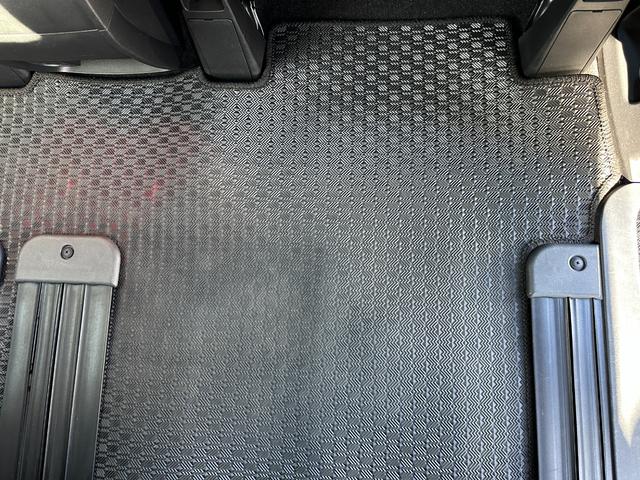 デリカD:5 P 1年保証付き 4WD ワンオーナー アラウンドビューモニター シートヒーター 電動シート 電動リアゲート サイドステップ 寒冷地仕様 両側電動スライド 電動ステップ ハンドルヒーター USB HDMI(49枚目)