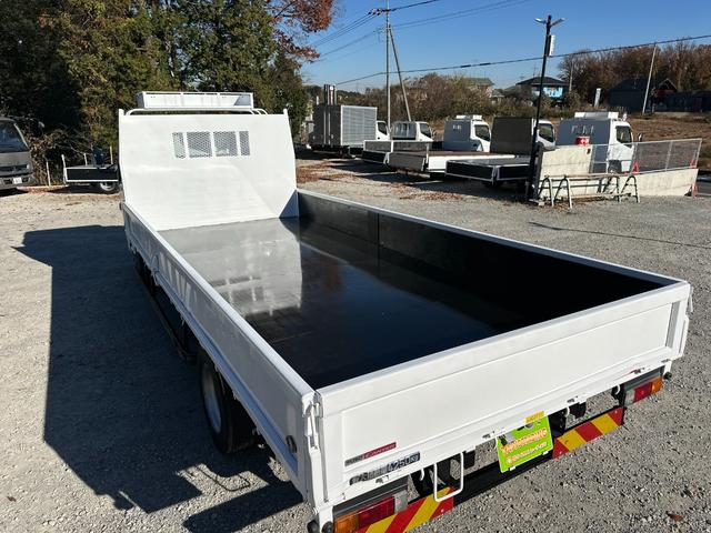 キャンター ワイドキャブロング全低床　１年保証付き　４ｔ　ワイド超ロング　ＡＴ車　バックカメラ　積載量４２５０ｋｇ　荷台内寸　長さ５０００ｍｍ　幅２０８０ｍｍ　荷台鉄板張り　ＥＴＣ　準中型免許対応車　キーレス　４トントラック　ワイドロング（39枚目）