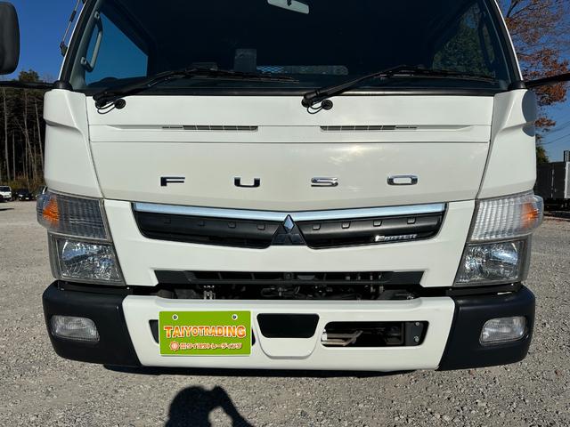 キャンター ワイドキャブロング全低床　１年保証付き　４ｔ　ワイド超ロング　ＡＴ車　バックカメラ　積載量４２５０ｋｇ　荷台内寸　長さ５０００ｍｍ　幅２０８０ｍｍ　荷台鉄板張り　ＥＴＣ　準中型免許対応車　キーレス　４トントラック　ワイドロング（54枚目）