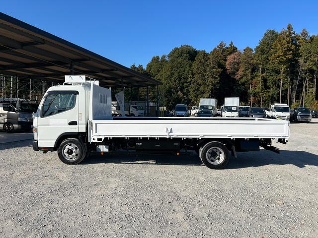 キャンター ワイドキャブロング全低床 1年保証付き 4t ワイド超ロング AT車 ディーゼルターボ 荷台鉄板 ナビ バックカメラ ETC Bluetooth 電格ミラー 坂道発進補助装置 4トン 4トントラック ワイドロング 積載4.2t(8枚目)