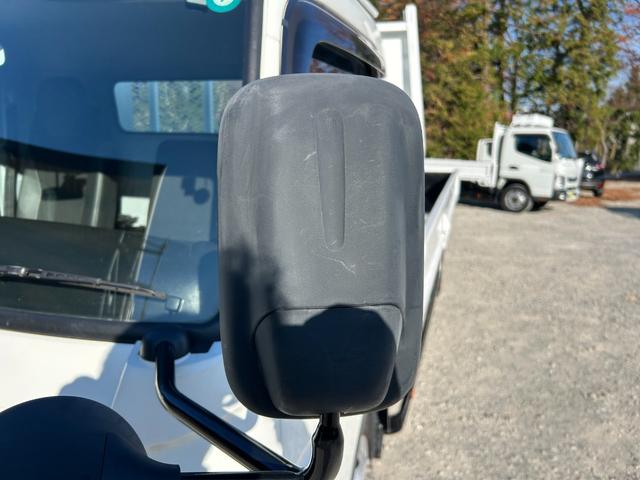 キャンター ワイドキャブロング全低床 1年保証付き 4t ワイド超ロング AT車 ディーゼルターボ 荷台鉄板 ナビ バックカメラ ETC Bluetooth 電格ミラー 坂道発進補助装置 4トン 4トントラック ワイドロング 積載4.2t(51枚目)