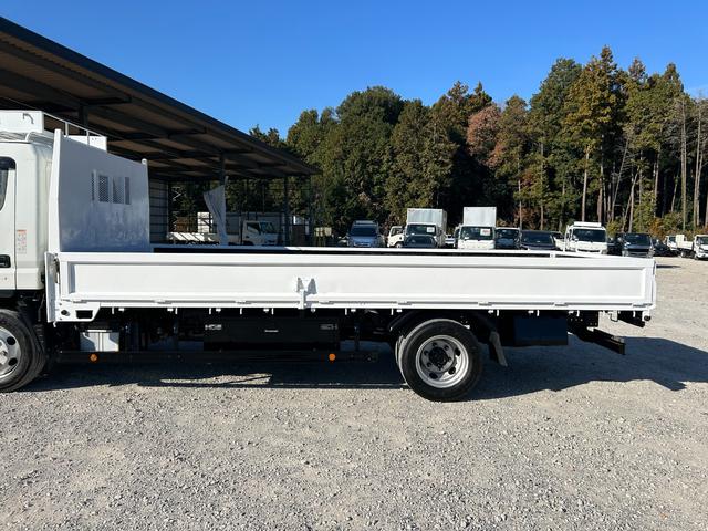 キャンター ワイドキャブロング全低床 1年保証付き 4t ワイド超ロング AT車 ディーゼルターボ 荷台鉄板 ナビ バックカメラ ETC Bluetooth 電格ミラー 坂道発進補助装置 4トン 4トントラック ワイドロング 積載4.2t(56枚目)