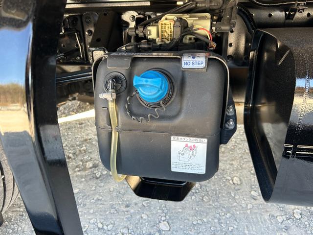 キャンター ワイドキャブロング全低床 1年保証付き 4t ワイド超ロング AT車 ディーゼルターボ 荷台鉄板 ナビ バックカメラ ETC Bluetooth 電格ミラー 坂道発進補助装置 4トン 4トントラック ワイドロング 積載4.2t(77枚目)