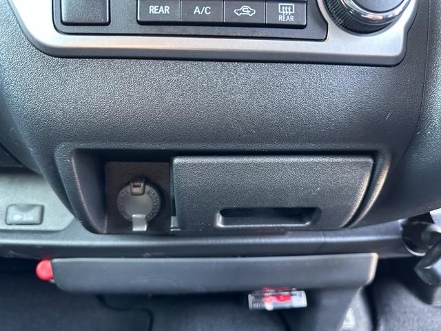 ハイエースバン ロングスーパーGL 1年保証付き 禁煙車 バックカメラ Bluetooth接続 ディーゼルターボ ナビ TV ETC ドライブレコーダー 両側スライドドア LEDヘッドライト ホイルキャップ付き AC100V キーレス(25枚目)