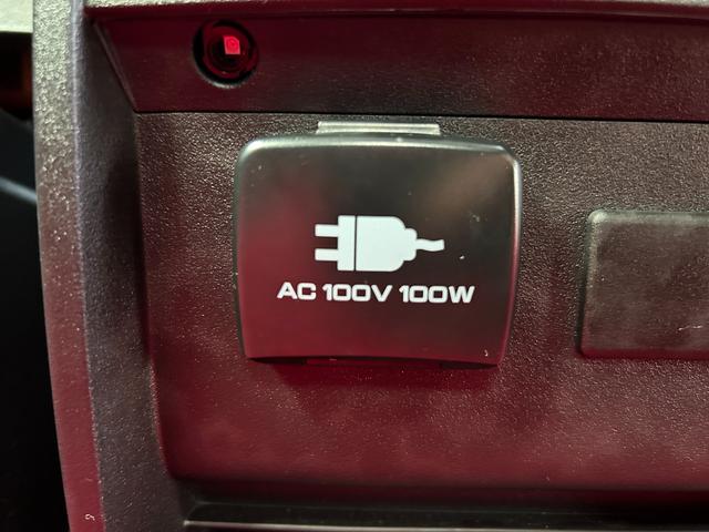 デリカＤ：５ Ｇ　１年保証付き　ワンオーナー　禁煙車　ｅ－アシスト　Ｒ３．４．５．６．７ディーラー整備記録簿　ディーゼルターボ　両側パワスラ　ＡＣ１００Ｖ　バックカメラ　ＥＴＣ　Ｂｌｕｅｔｏｏｔｈ　アイドリングストップ（46枚目）