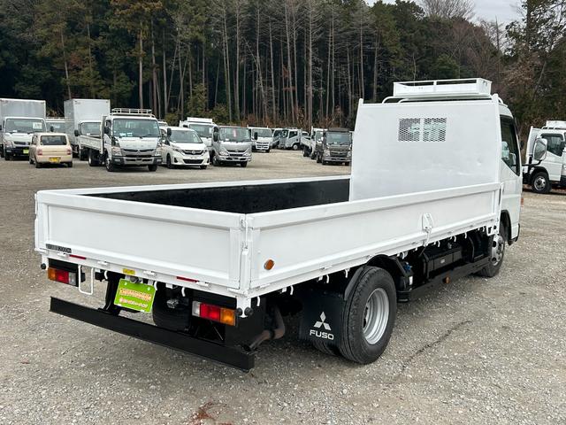 キャンター ロング全低床　１年保証付き　２ｔ　ＡＴ車　ディーゼルターボ　荷台内寸　長さ４３５０ｍｍ　幅１７９０ｍｍ　ナビ　ＥＴＣ　バックカメラ　Ｂｌｕｅｔｏｏｔｈ　電動格納ミラー　２トン　２トントラック　２トンロング　キーレス（5枚目）