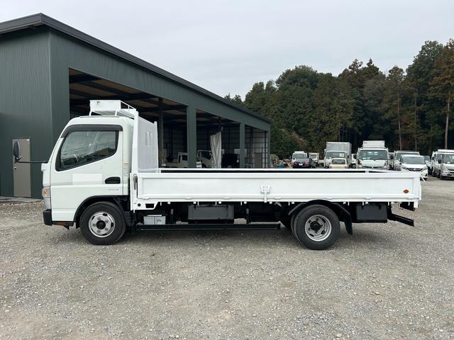 キャンター ロング全低床　１年保証付き　２ｔ　ＡＴ車　ディーゼルターボ　荷台内寸　長さ４３５０ｍｍ　幅１７９０ｍｍ　ナビ　ＥＴＣ　バックカメラ　Ｂｌｕｅｔｏｏｔｈ　電動格納ミラー　２トン　２トントラック　２トンロング　キーレス（8枚目）