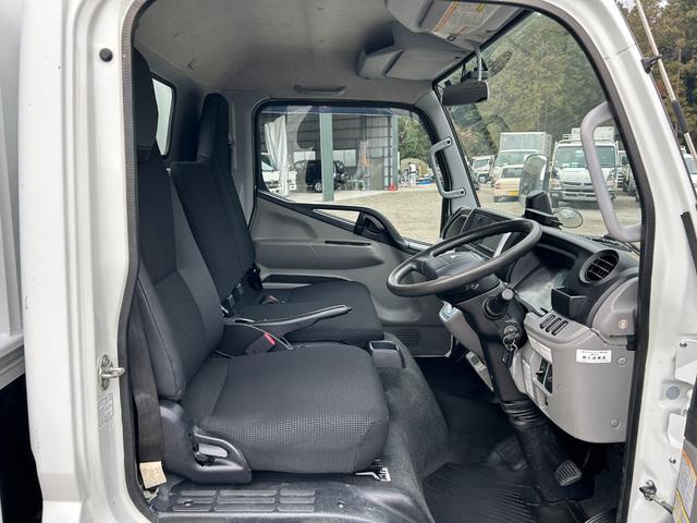 キャンター ロング全低床　１年保証付き　２ｔ　ＡＴ車　ディーゼルターボ　荷台内寸　長さ４３５０ｍｍ　幅１７９０ｍｍ　ナビ　ＥＴＣ　バックカメラ　Ｂｌｕｅｔｏｏｔｈ　電動格納ミラー　２トン　２トントラック　２トンロング　キーレス（12枚目）