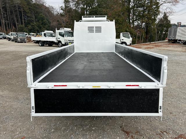 キャンター ロング全低床　１年保証付き　２ｔ　ＡＴ車　ディーゼルターボ　荷台内寸　長さ４３５０ｍｍ　幅１７９０ｍｍ　ナビ　ＥＴＣ　バックカメラ　Ｂｌｕｅｔｏｏｔｈ　電動格納ミラー　２トン　２トントラック　２トンロング　キーレス（48枚目）