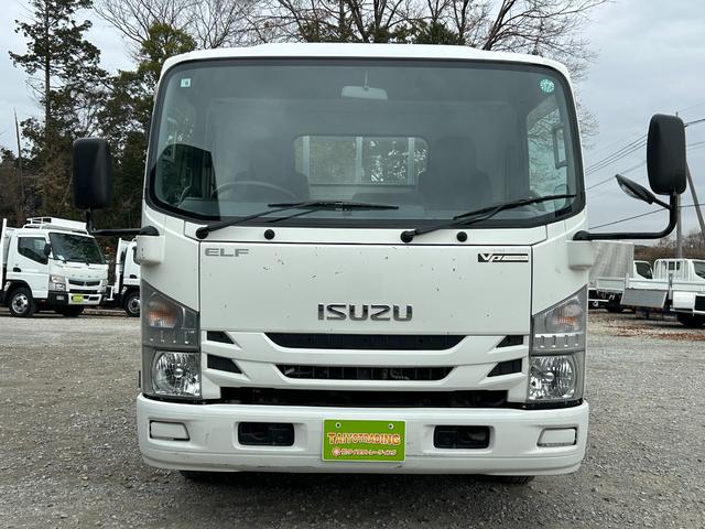 エルフトラック 　１年保証付き　２ｔ　ワイドロング　ＭＴ車　ディーゼルターボ　荷台内寸　長さ４３５０ｍｍ　幅２０７０ｍｍ　荷台鉄板張り　ＥＴＣ　電動格納ミラー　坂道発進補助装置付　２トン　２トントラック　ワイド　ロング（2枚目）