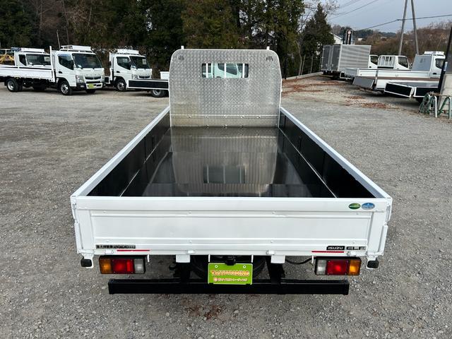 エルフトラック 　１年保証付き　２ｔ　ワイドロング　ＭＴ車　ディーゼルターボ　荷台内寸　長さ４３５０ｍｍ　幅２０７０ｍｍ　荷台鉄板張り　ＥＴＣ　電動格納ミラー　坂道発進補助装置付　２トン　２トントラック　ワイド　ロング（47枚目）