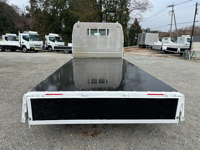 エルフトラック 　１年保証付き　２ｔ　ワイドロング　ＭＴ車　ディーゼルターボ　荷台内寸　長さ４３５０ｍｍ　幅２０７０ｍｍ　荷台鉄板張り　ＥＴＣ　電動格納ミラー　坂道発進補助装置付　２トン　２トントラック　ワイド　ロング（77枚目）