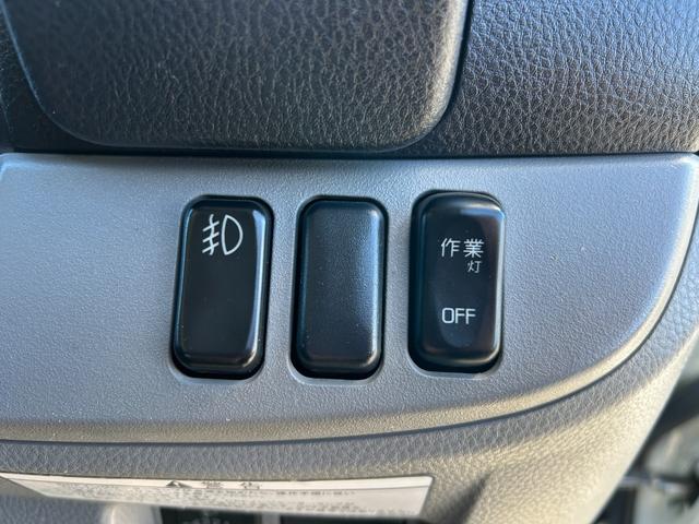 キャンター 超ロング全低床ＤＸ　１年保証付き　４．２５ｔ　ワイド超ロング　ＡＴ車　荷台内寸　長さ５０００ｍｍ　幅１９７０ｍｍ　荷台鉄板張り　電動格納ミラー　ＥＴＣ　４ｔ　４トン　４トントラック　ワイドロング　ワイド　ロング　３人乗り（16枚目）