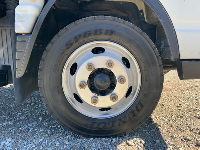 キャンター 超ロング全低床ＤＸ　１年保証付き　４．２５ｔ　ワイド超ロング　ＡＴ車　荷台内寸　長さ５０００ｍｍ　幅１９７０ｍｍ　荷台鉄板張り　電動格納ミラー　ＥＴＣ　４ｔ　４トン　４トントラック　ワイドロング　ワイド　ロング　３人乗り（53枚目）