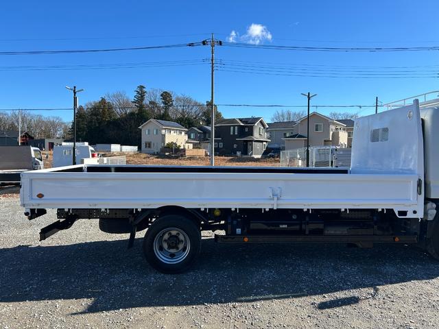 キャンター 超ロング全低床ＤＸ　１年保証付き　４．２５ｔ　ワイド超ロング　ＡＴ車　荷台内寸　長さ５０００ｍｍ　幅１９７０ｍｍ　荷台鉄板張り　電動格納ミラー　ＥＴＣ　４ｔ　４トン　４トントラック　ワイドロング　ワイド　ロング　３人乗り（72枚目）